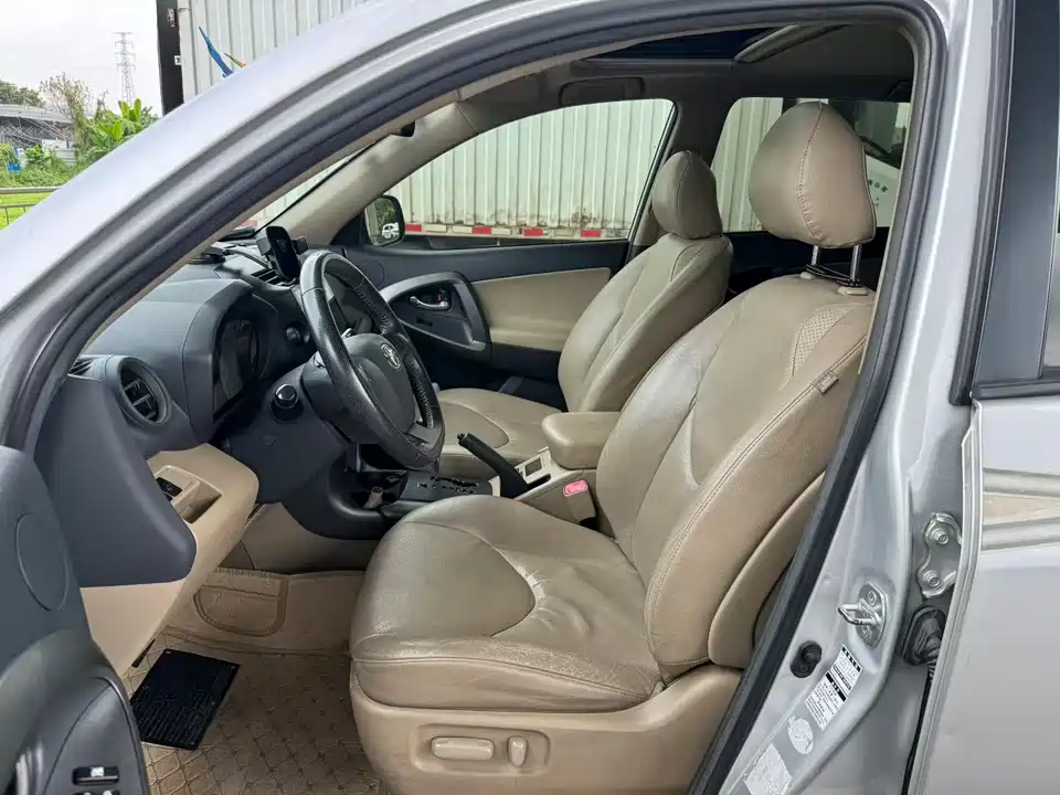 Toyota RAV4 Rongfang Toyota RAV4 Rongfang