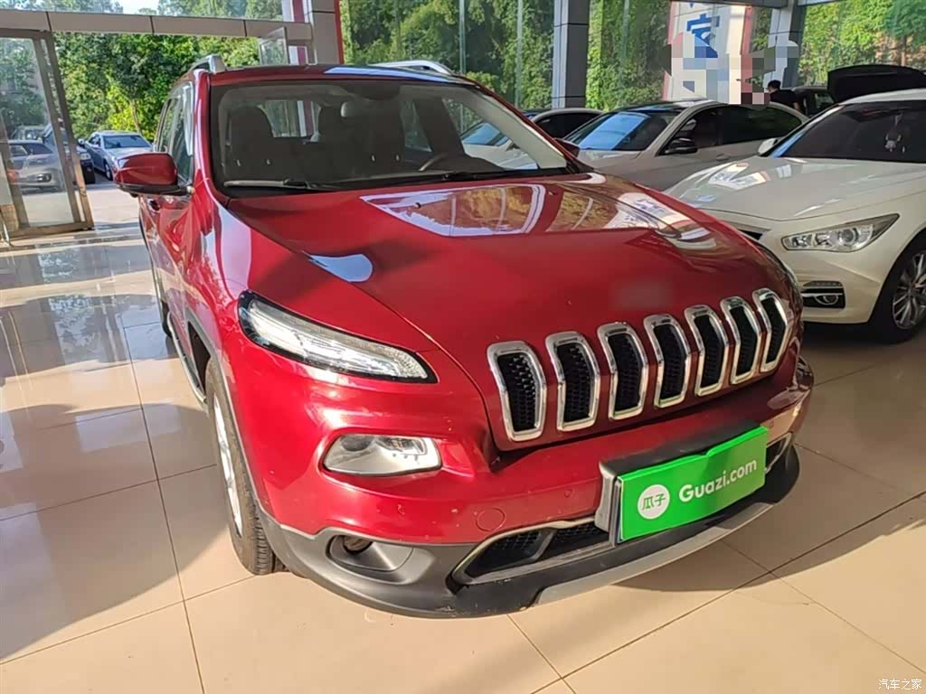 Jeep Cherokee, 2017 4
