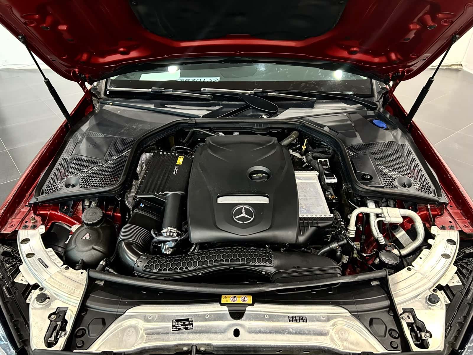 Mercedes-Benz C-Class, 2018 11