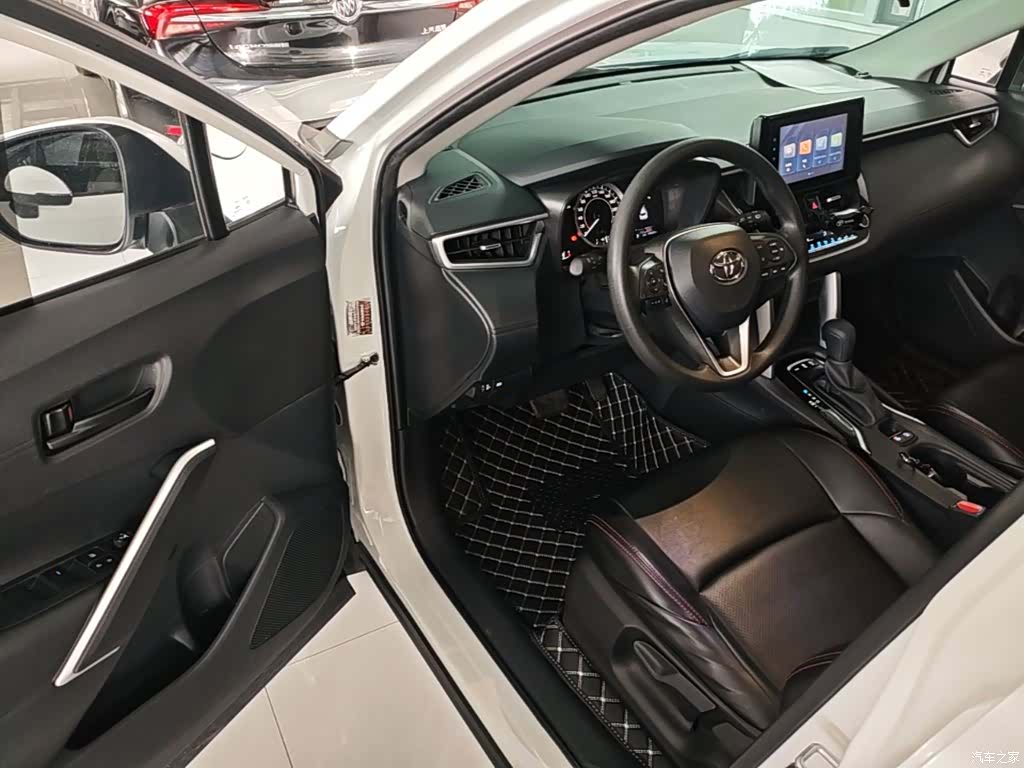 Toyota Frontlander, 2023 16