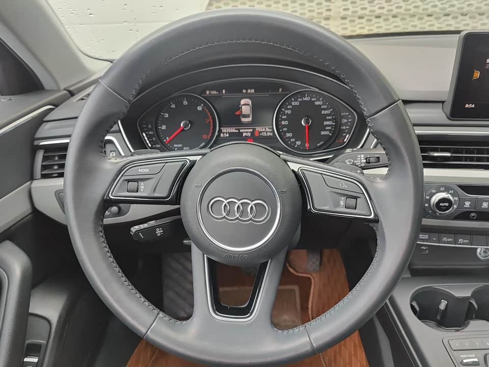 Audi A4L