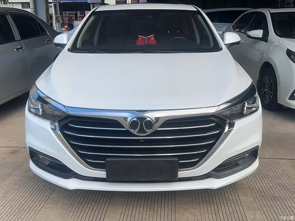 BAIC D50, 2018 8