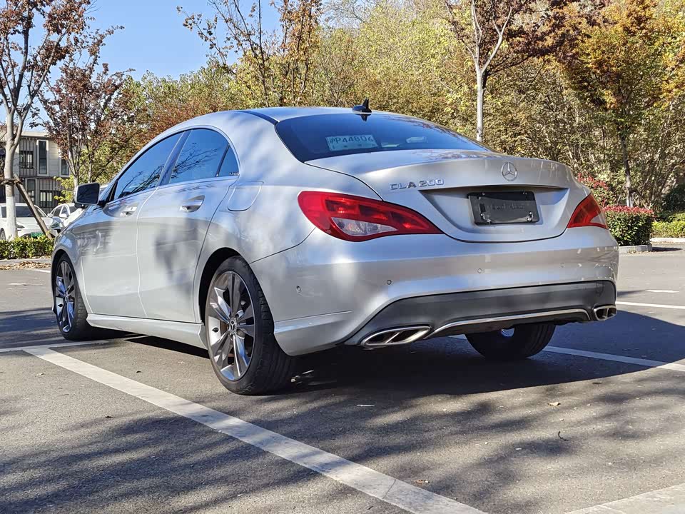 Mercedes-Benz CLA