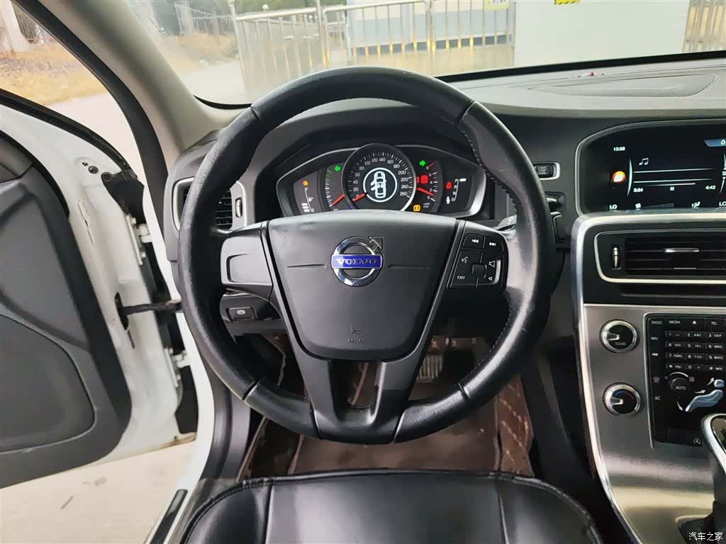 Volvo S60, 2016 7
