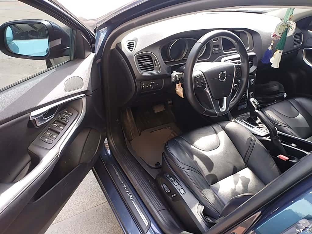 Volvo V40, 2018 16