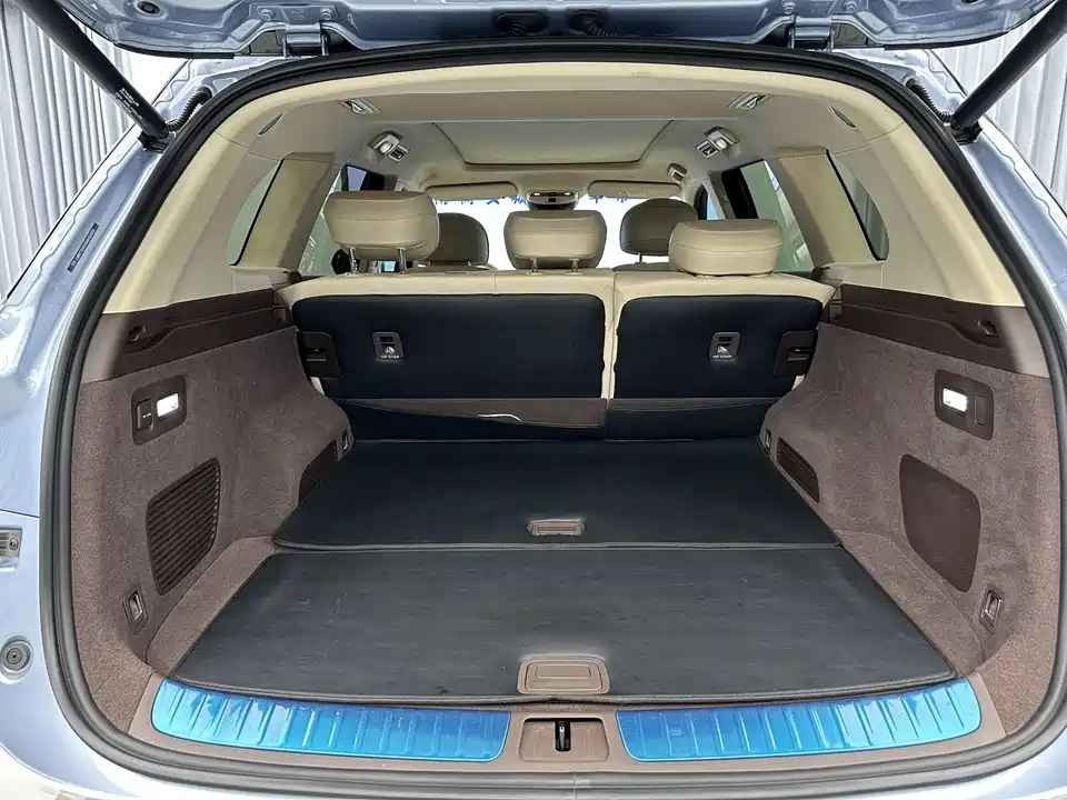 AITO Ask the world M7