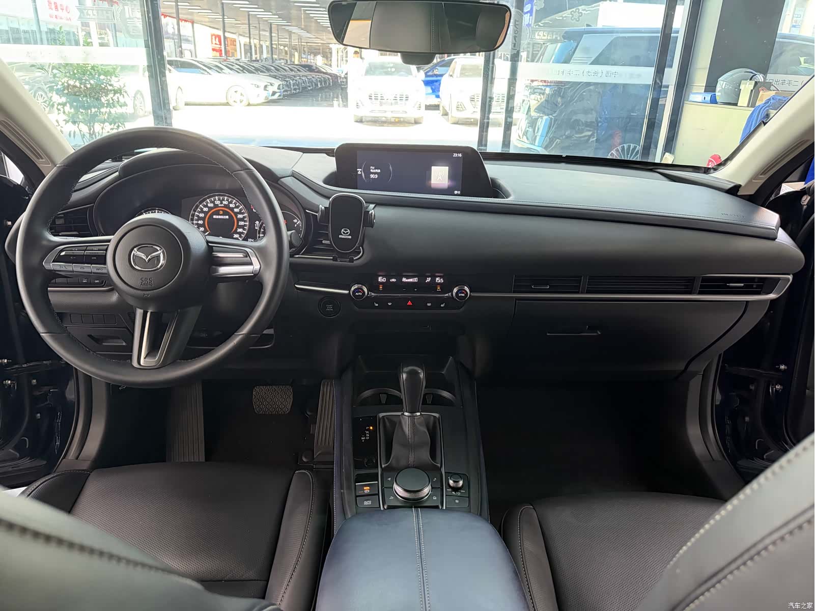 Mazda CX-30, 2021 9