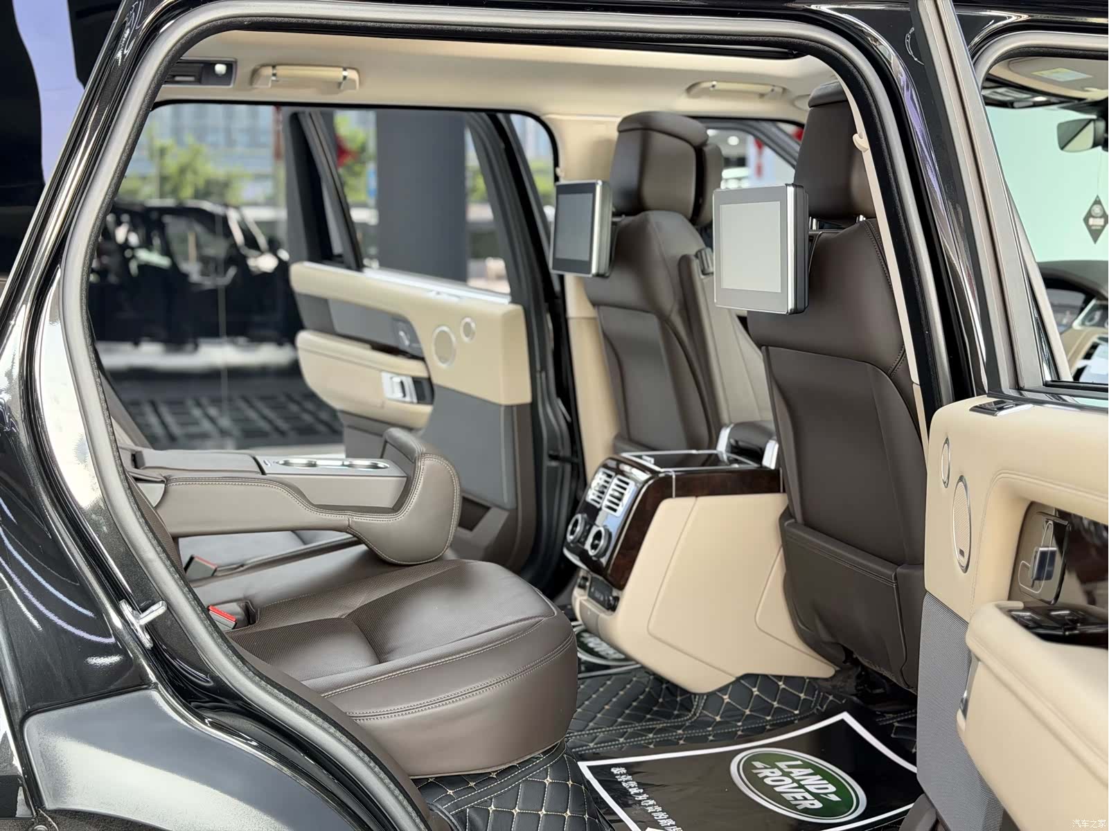 Land Rover Range Rover, 2022 14