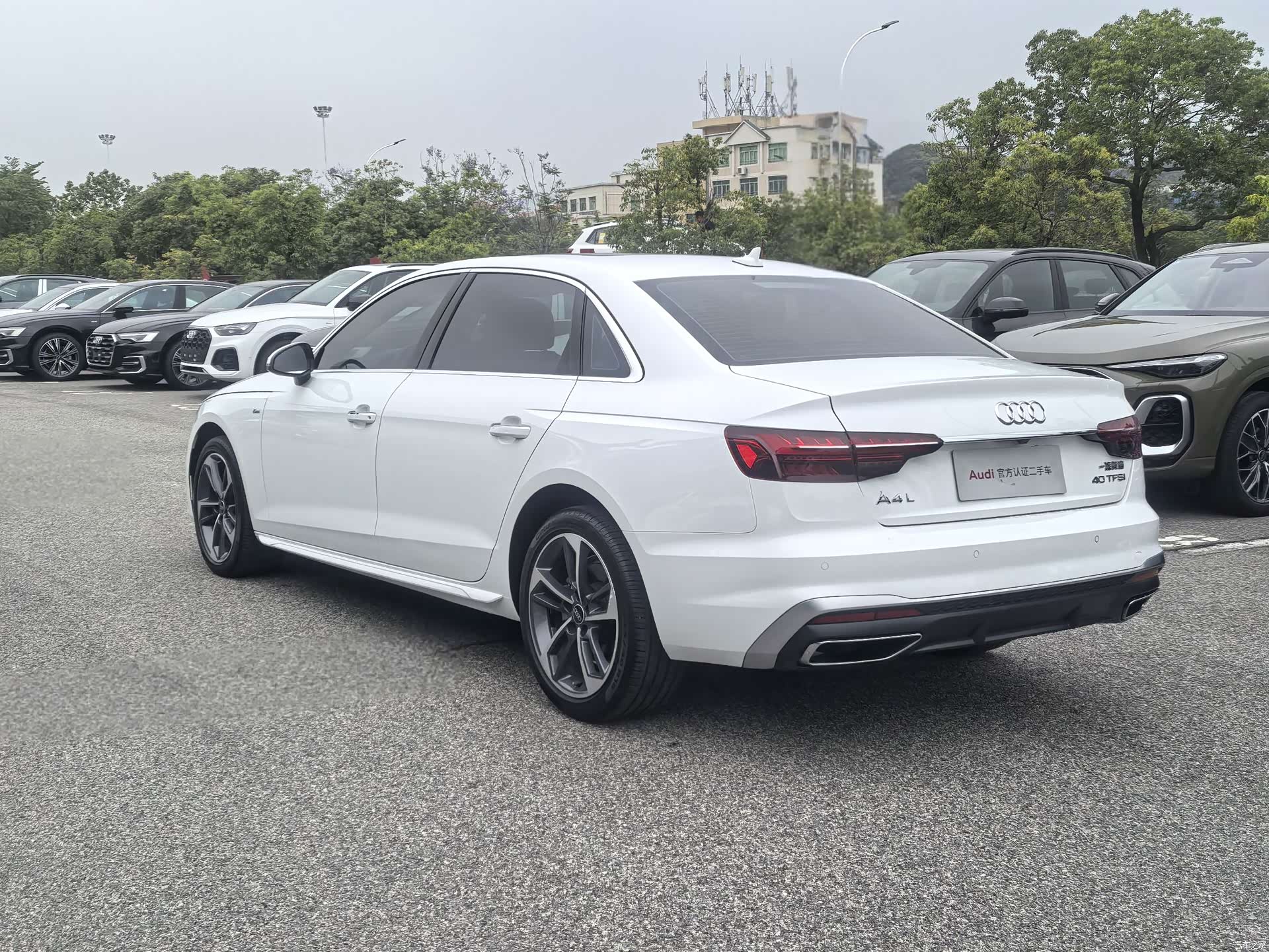 Audi A4L, 2020 4