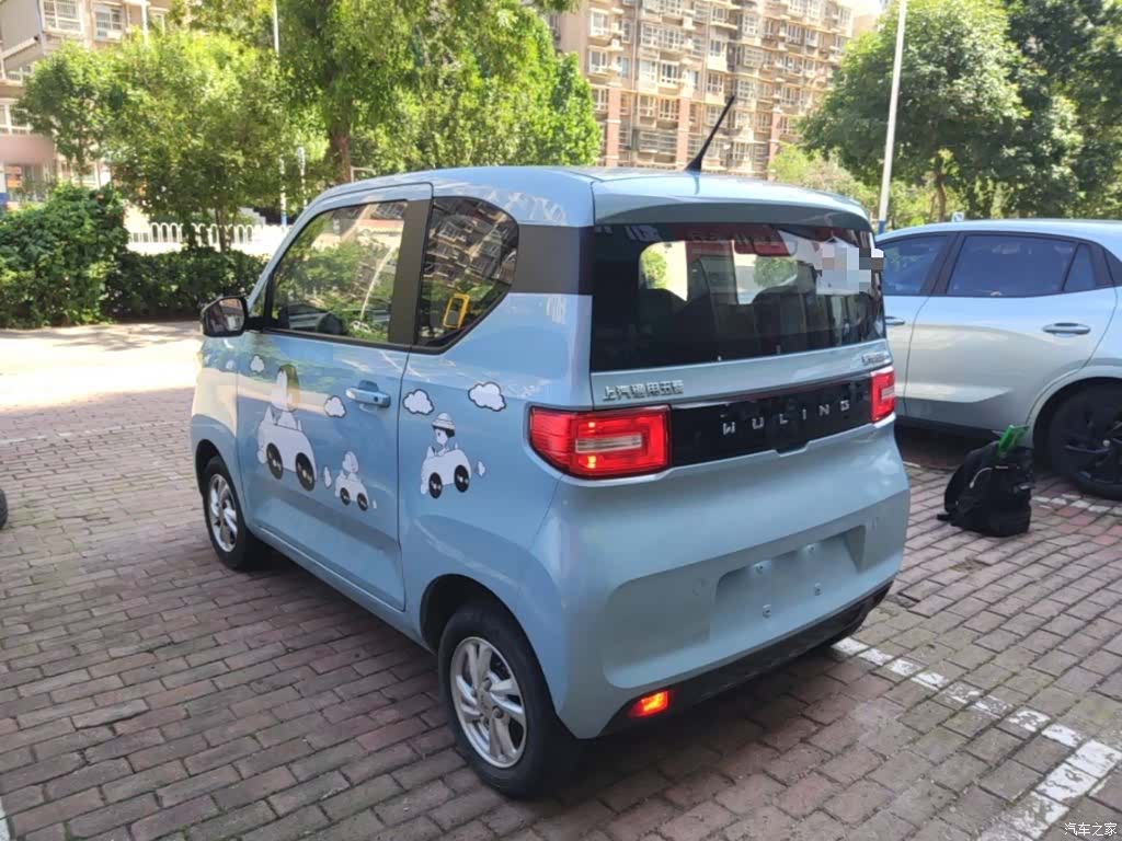 Wuling MINIEV, 2020 все фото