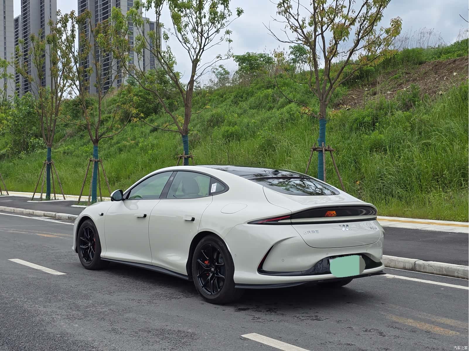 IM Motors L6, 2025 7