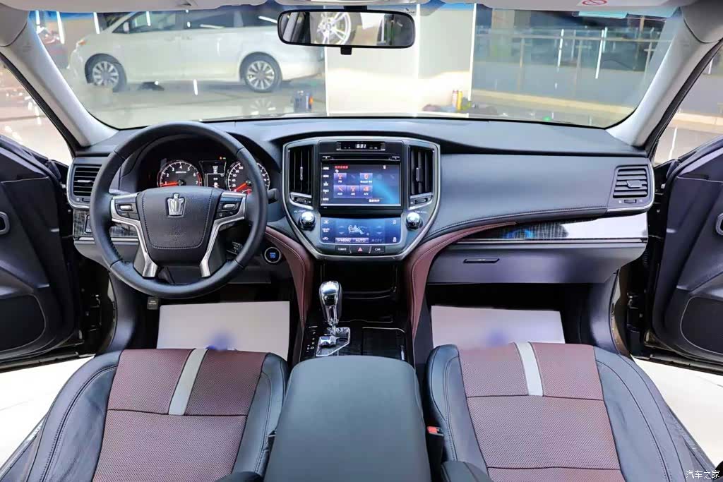 Toyota Crown, 2017 14