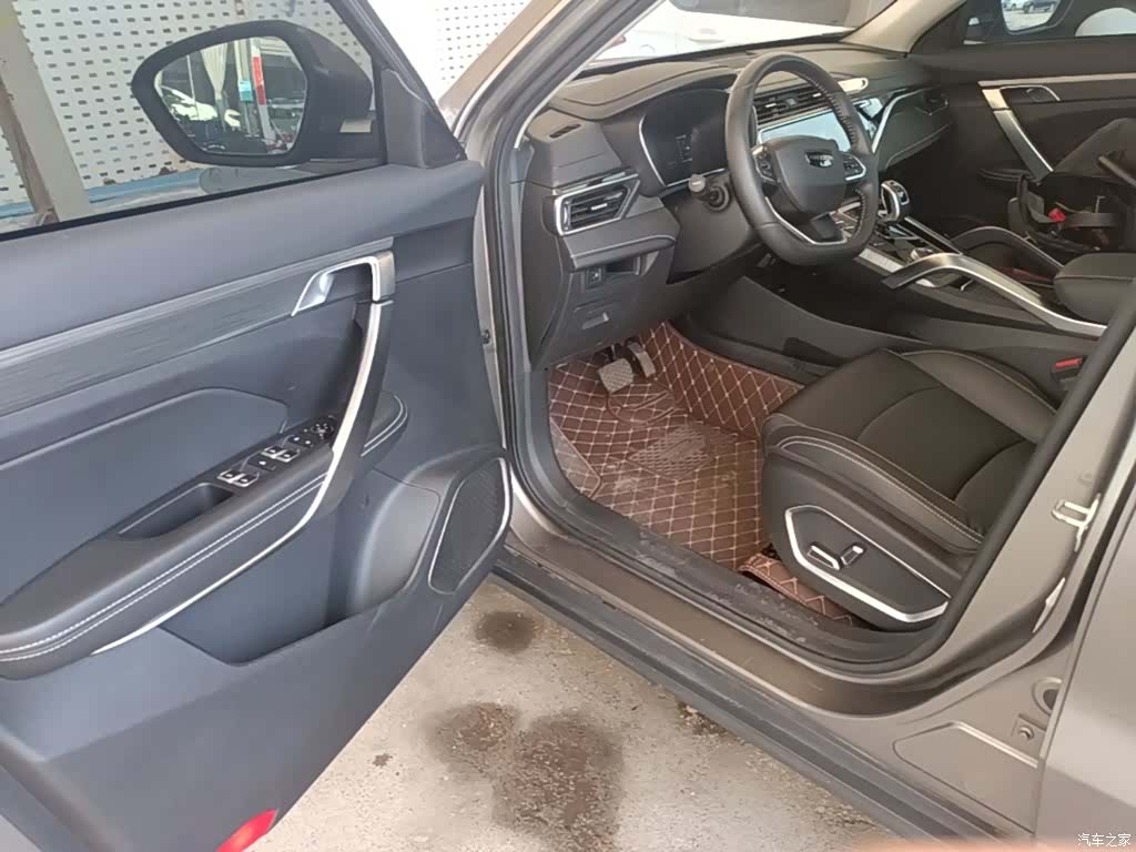 Geely FX, 2022 16