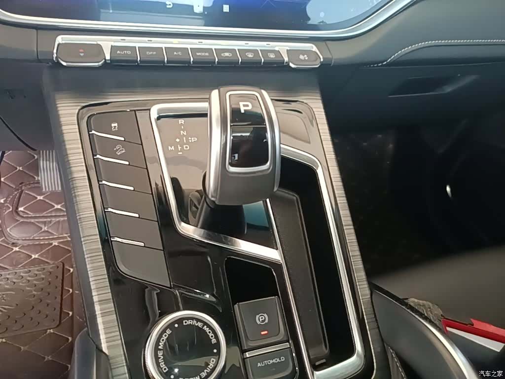 Geely FX, 2022 14