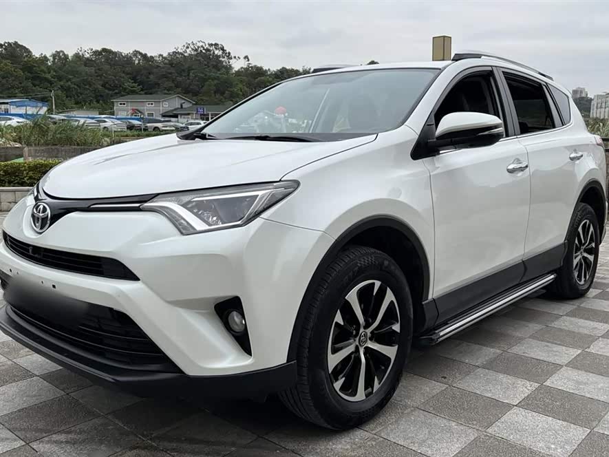 Toyota RAV4 Rongfang