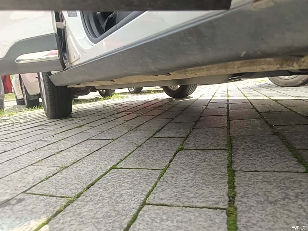 Wuling 510, 2018 16