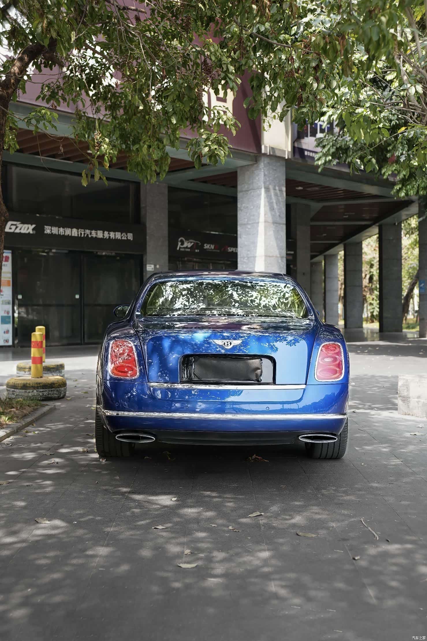 Bentley Mulsanne, 2013 7