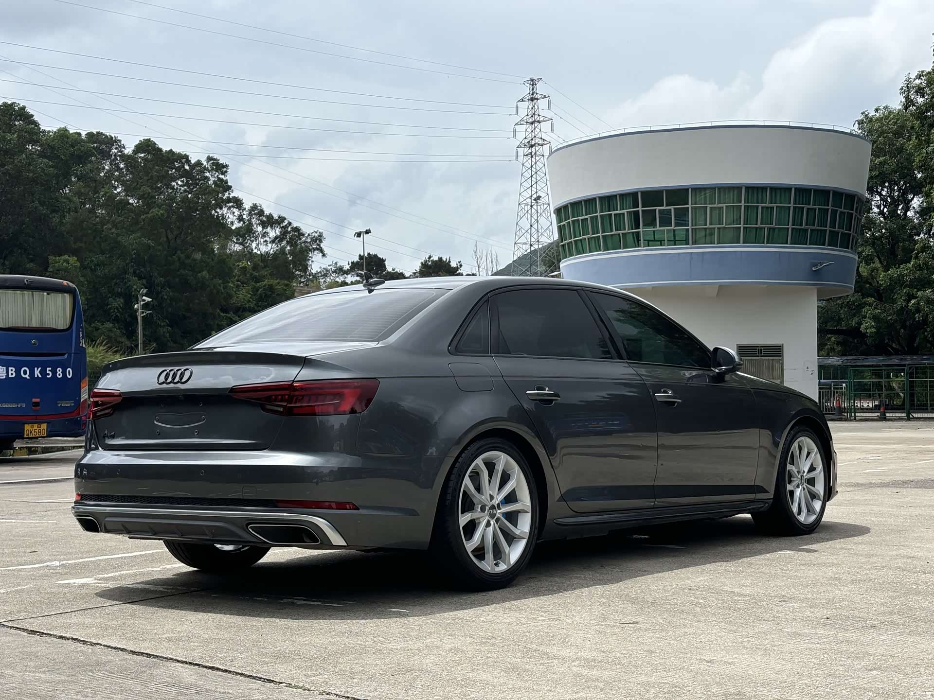 Audi A4L, 2019 12
