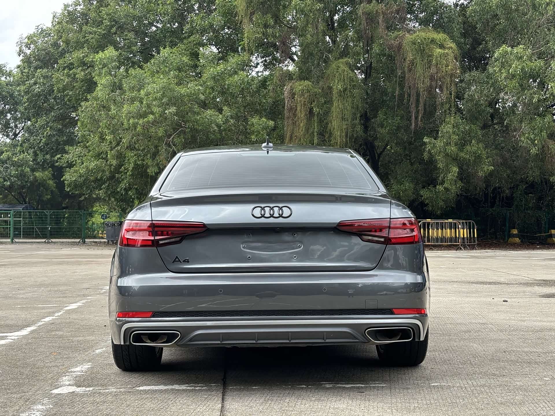 Audi A4L, 2019 15