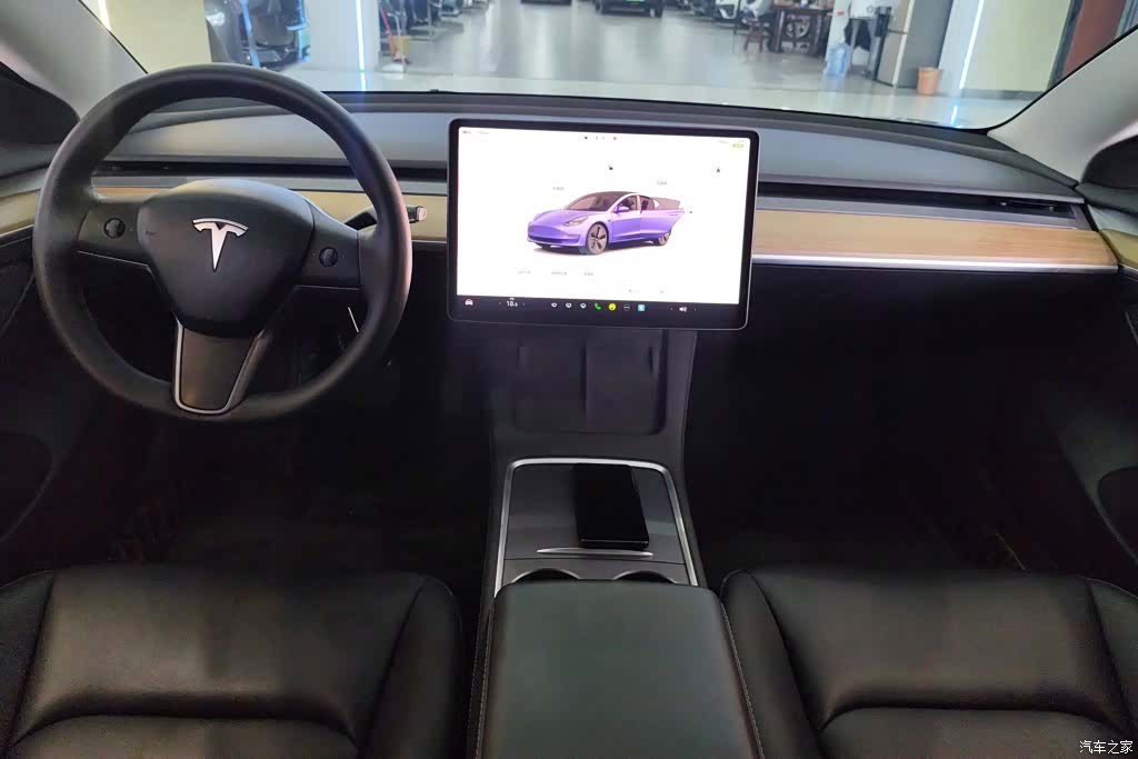 Tesla Model 3, 2023 12