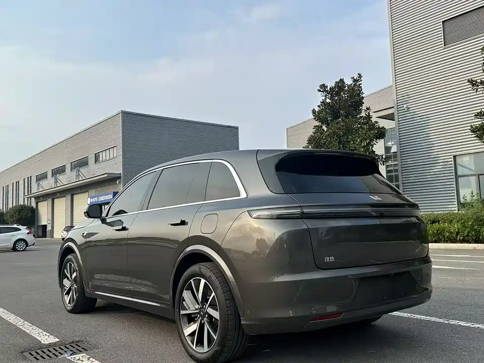 Li Auto Ideal L7