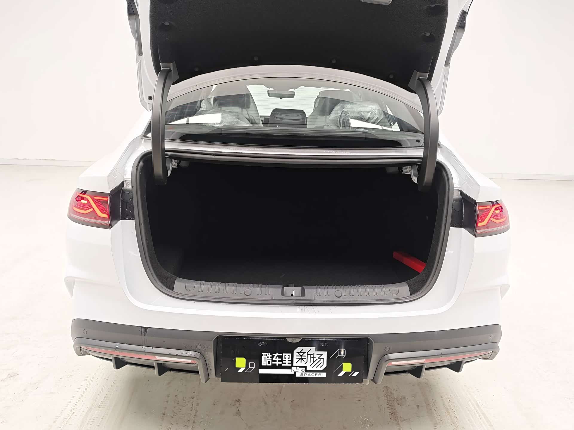 BYD Qin, 2026 10