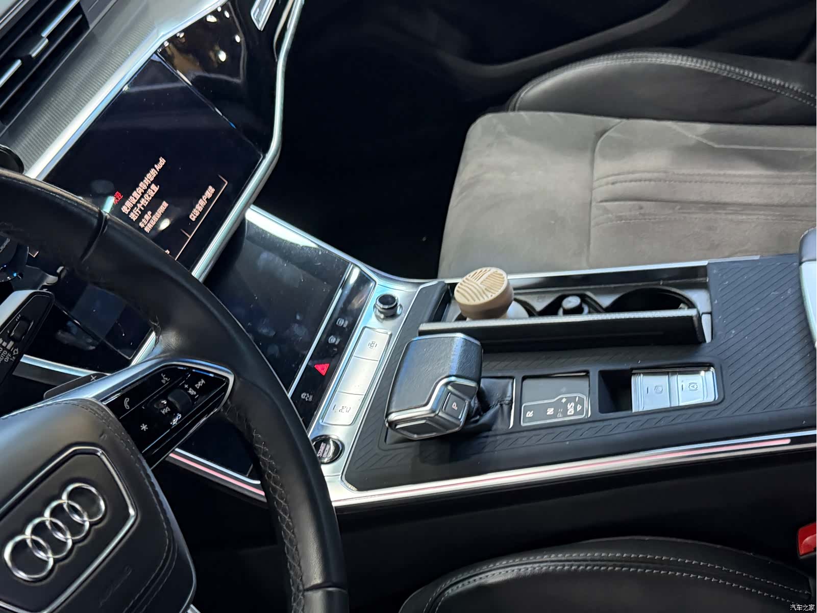 Audi A6L, 2023 все фото