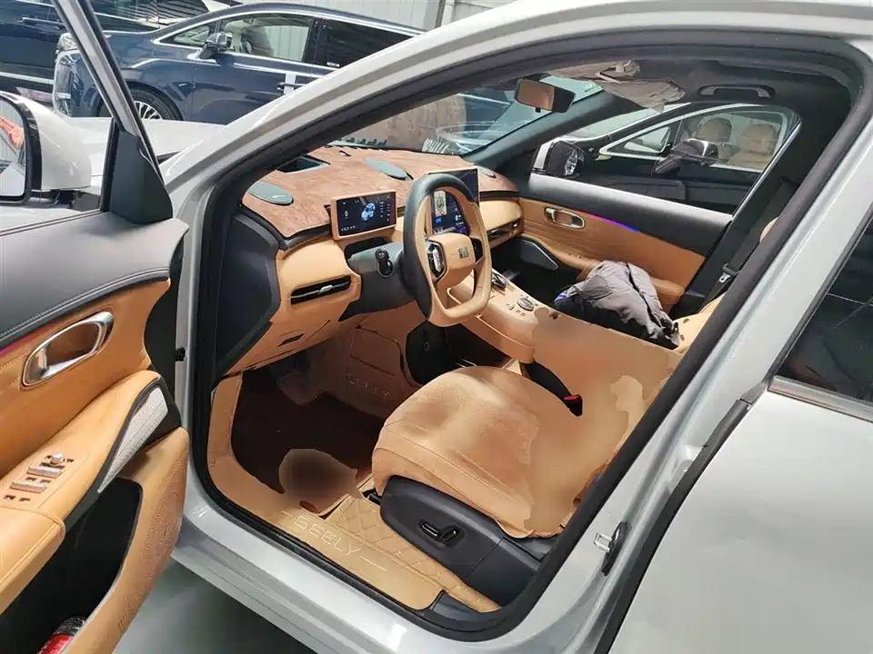 Geely Galaxy Galaxy Starship 7