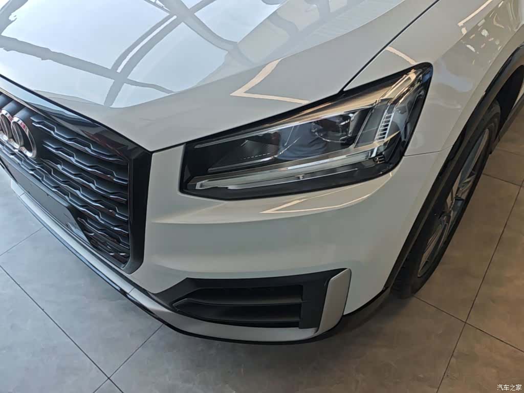 Audi Q2L, 2020 24