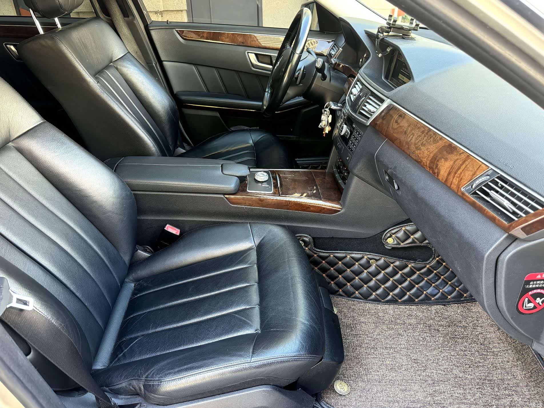 Mercedes-Benz E-Class, 2012 16