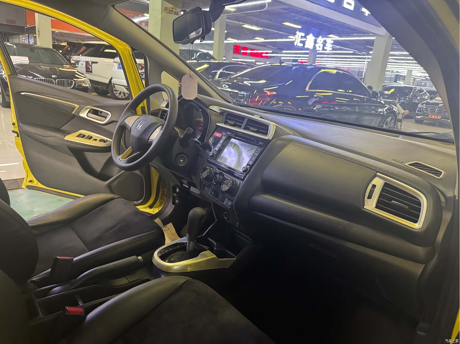 Honda Fit, 2014 9