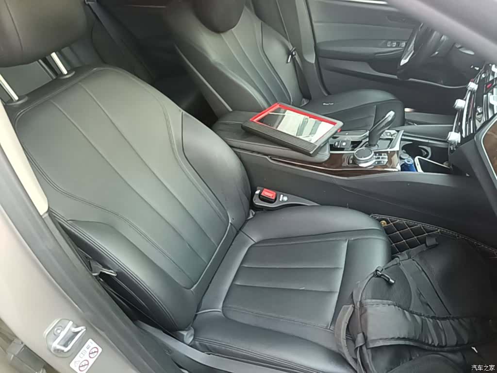 BMW 5 Series, 2018 25
