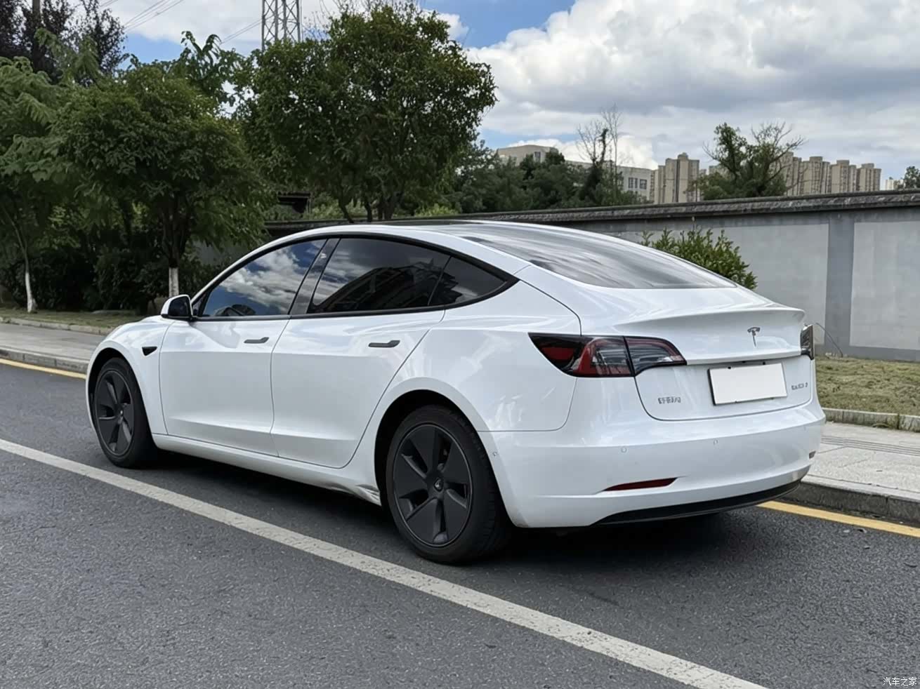 Tesla Model 3, 2022 9