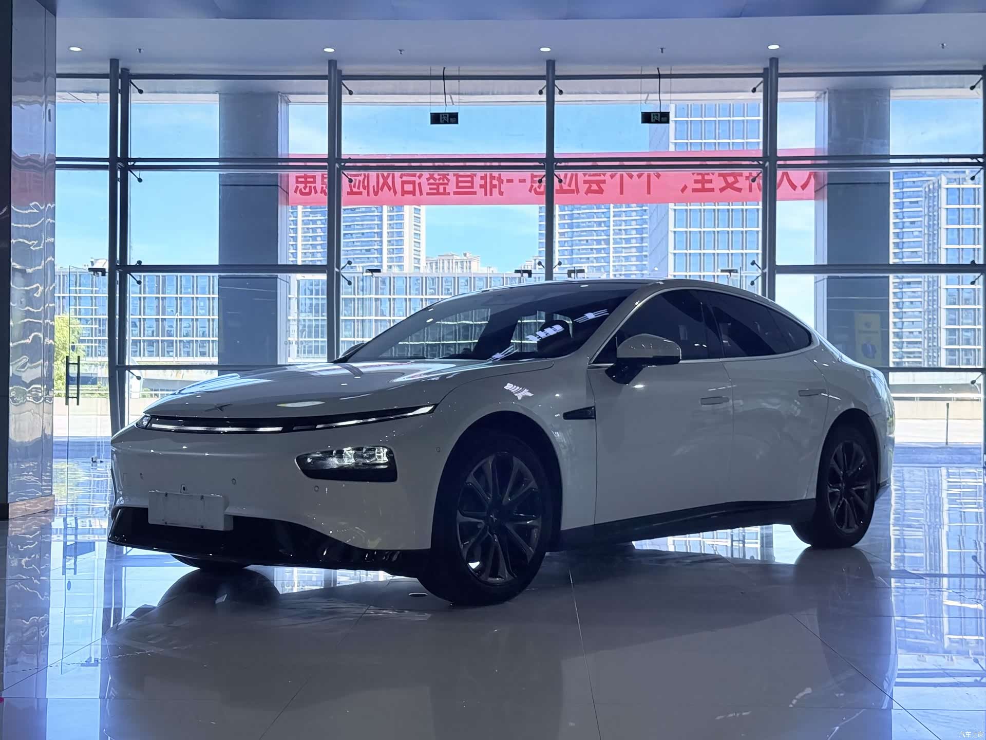 Xpeng P7, 2021 1