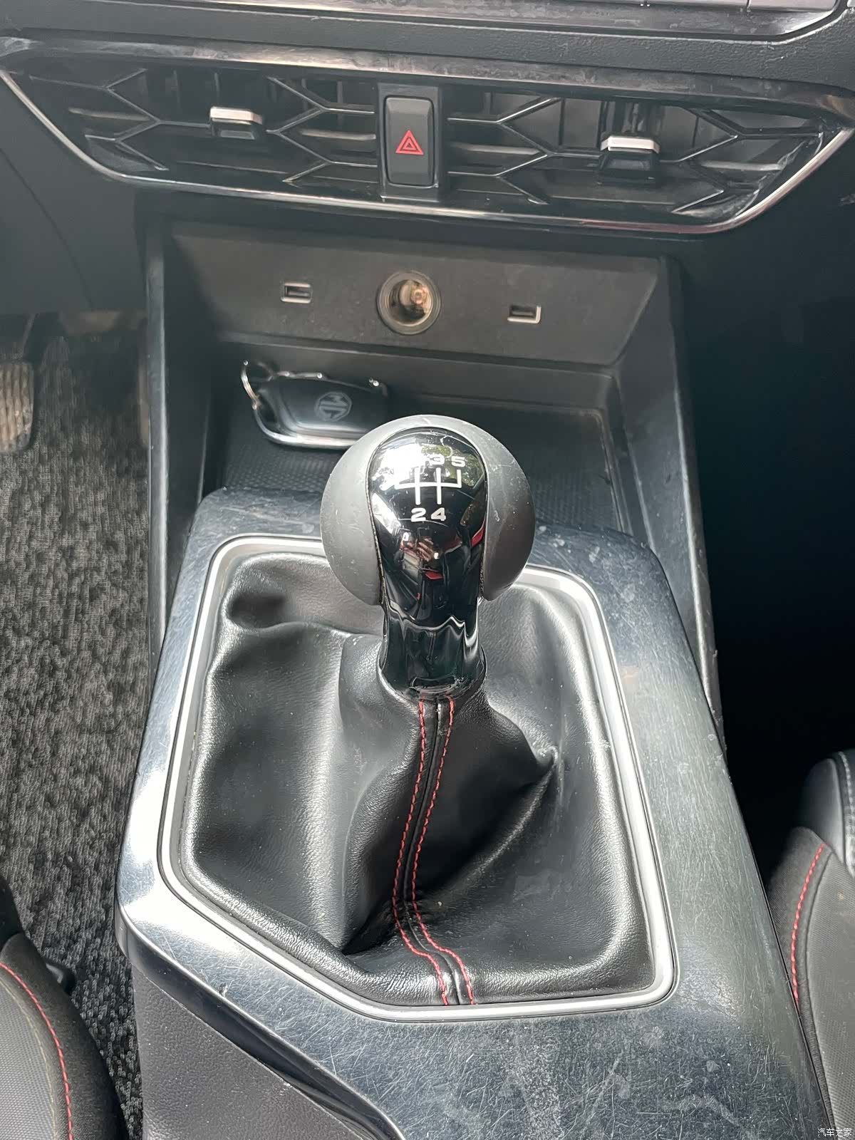 MG MG5, 2021 12