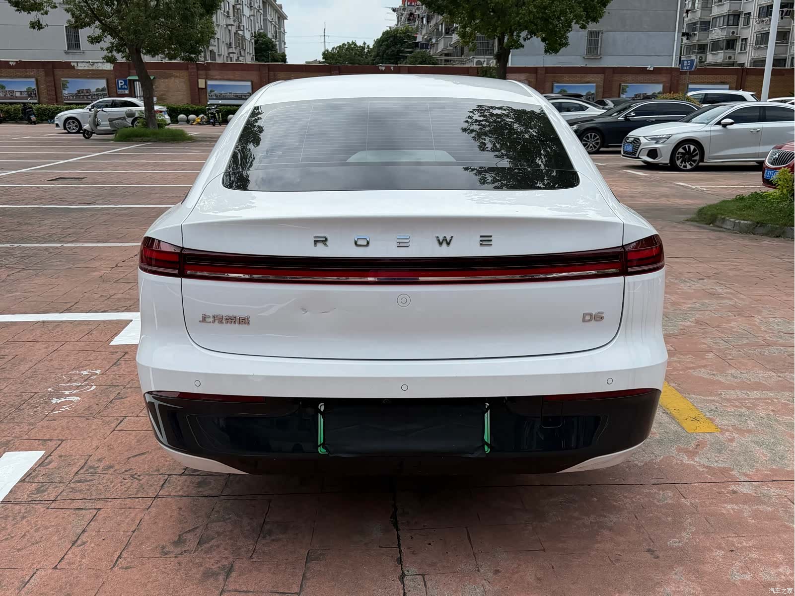 Roewe D6, 2025 все фото
