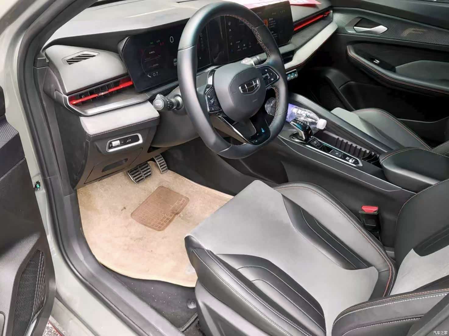 Geely Binray, 2022 4