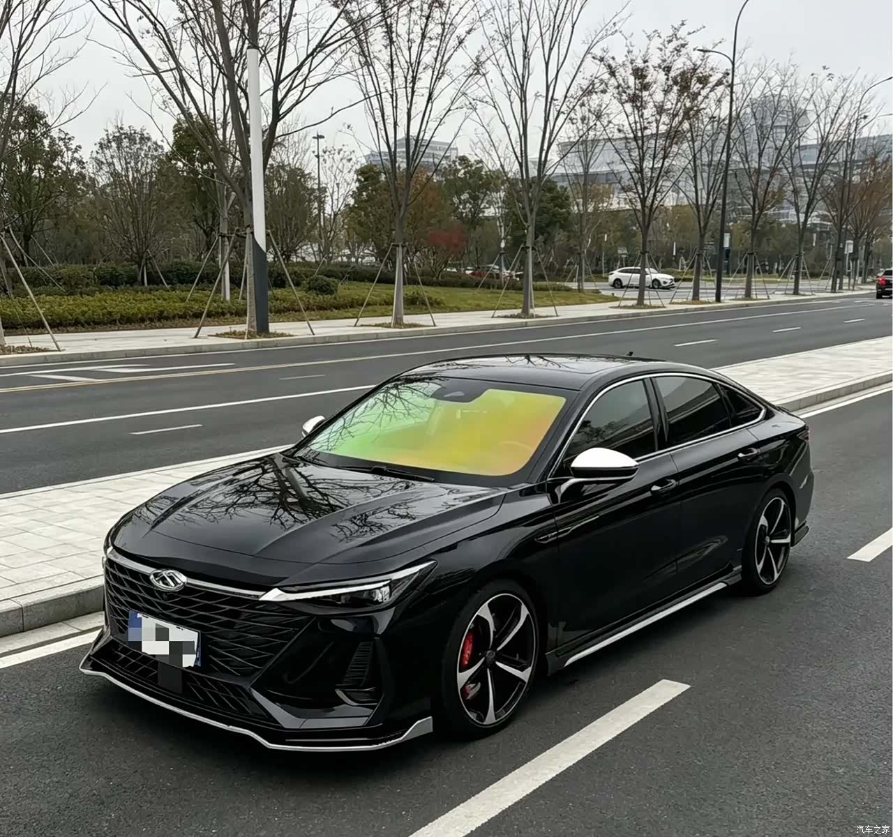 Chery Arrizo 8