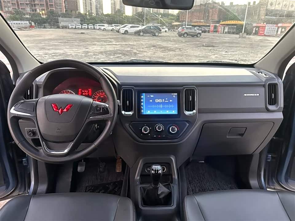 Wuling Wuling Journey