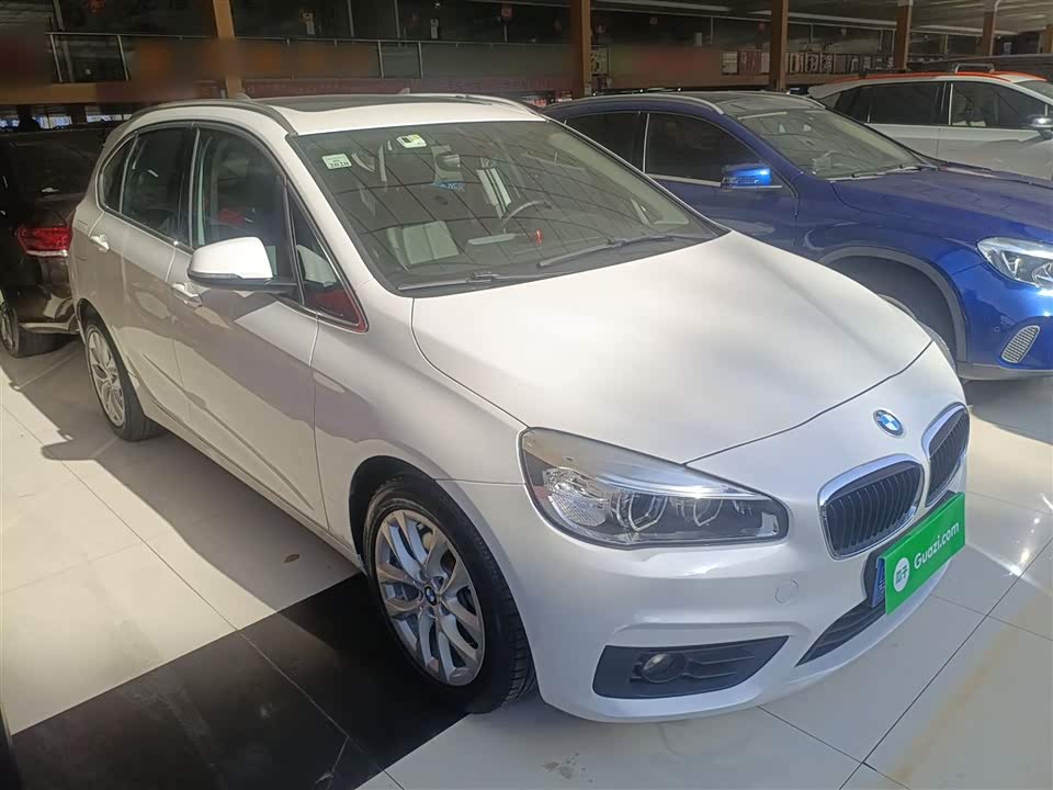 BMW 2 series station wagon