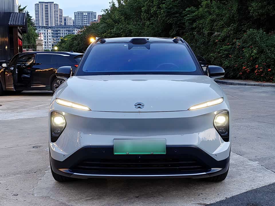 NIO ES7