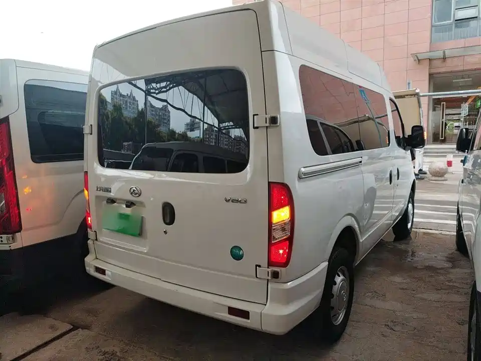 MAXUS Xintu V80