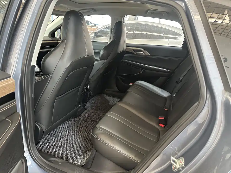XPENG P5 XPENG P5