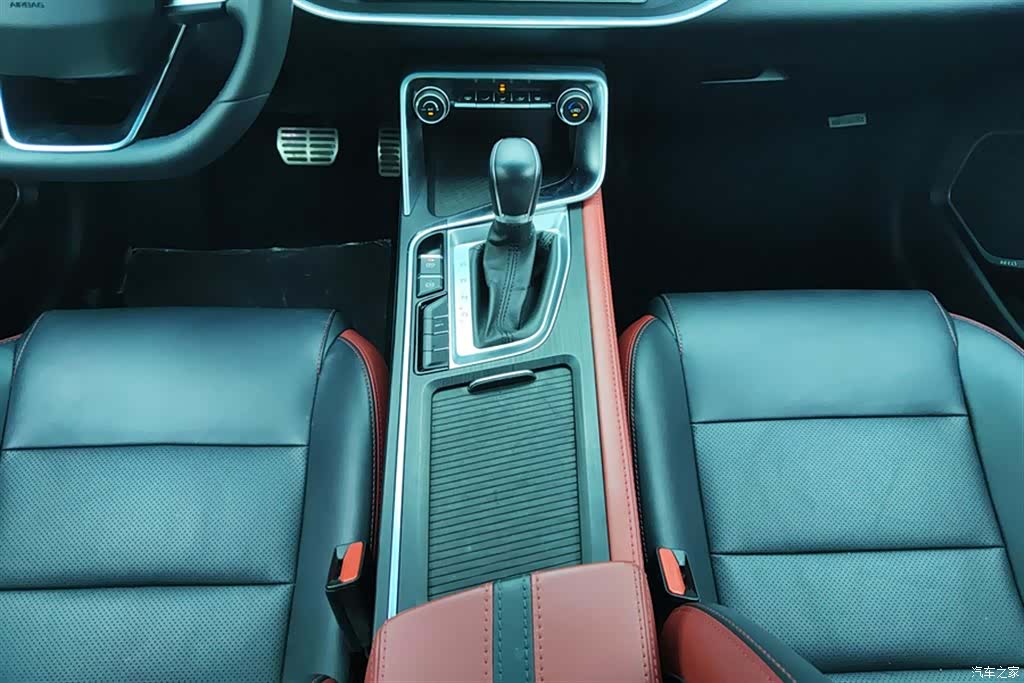 Geely Binray, 2021 16