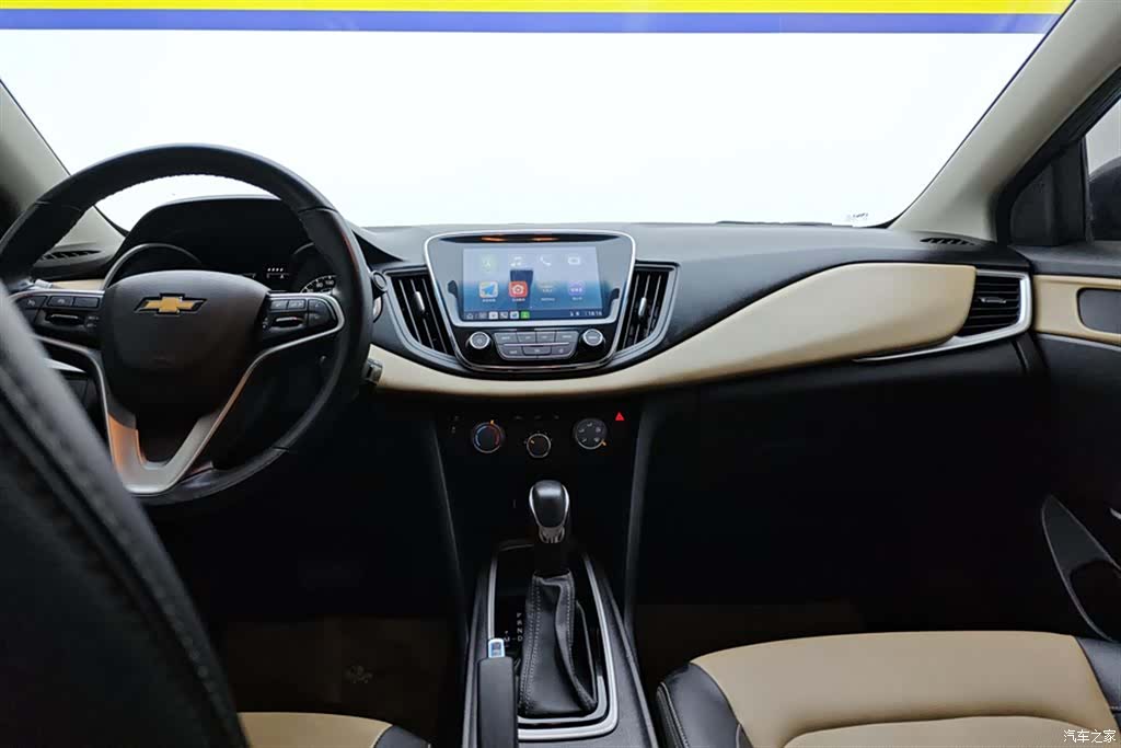 Chevrolet 320, 2022 13