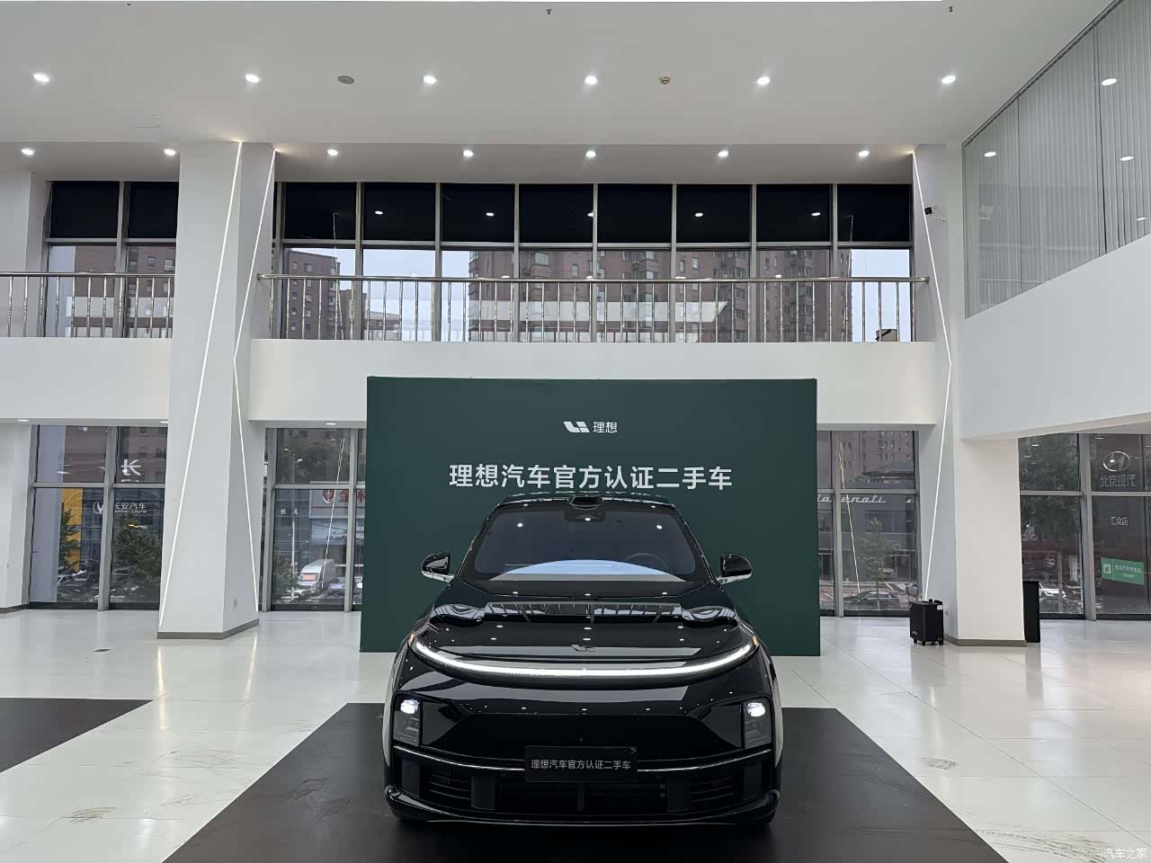Li Auto L8, 2024 4