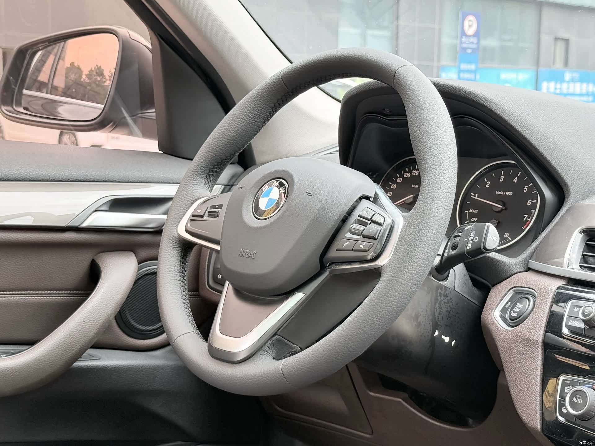 BMW X1, 2017 12