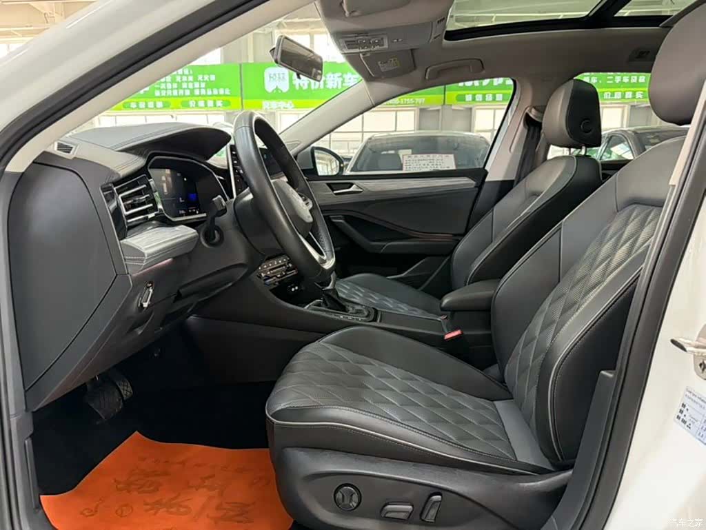 Volkswagen Sagitar, 2022 4