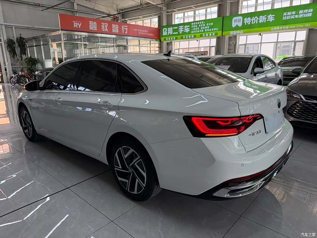 Volkswagen Sagitar, 2022 6