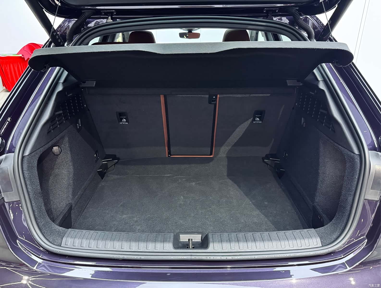 Audi Flying Spur, 2025 23